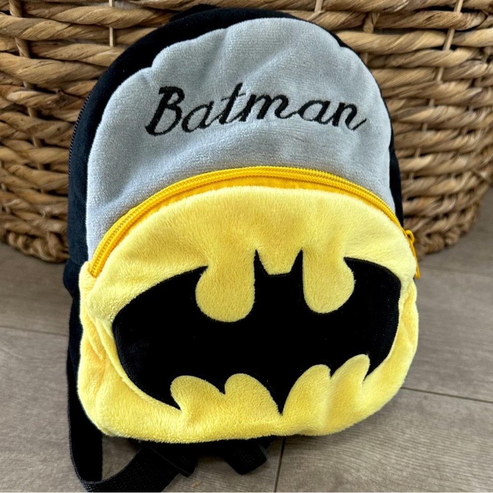 New Batman Plush Zip Backpack Black Yellow